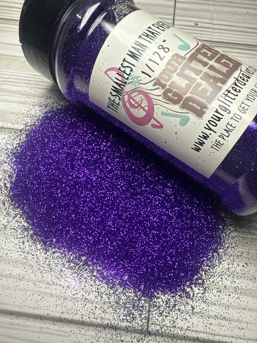 THE SMALLEST MAN THAT EVER LIVED